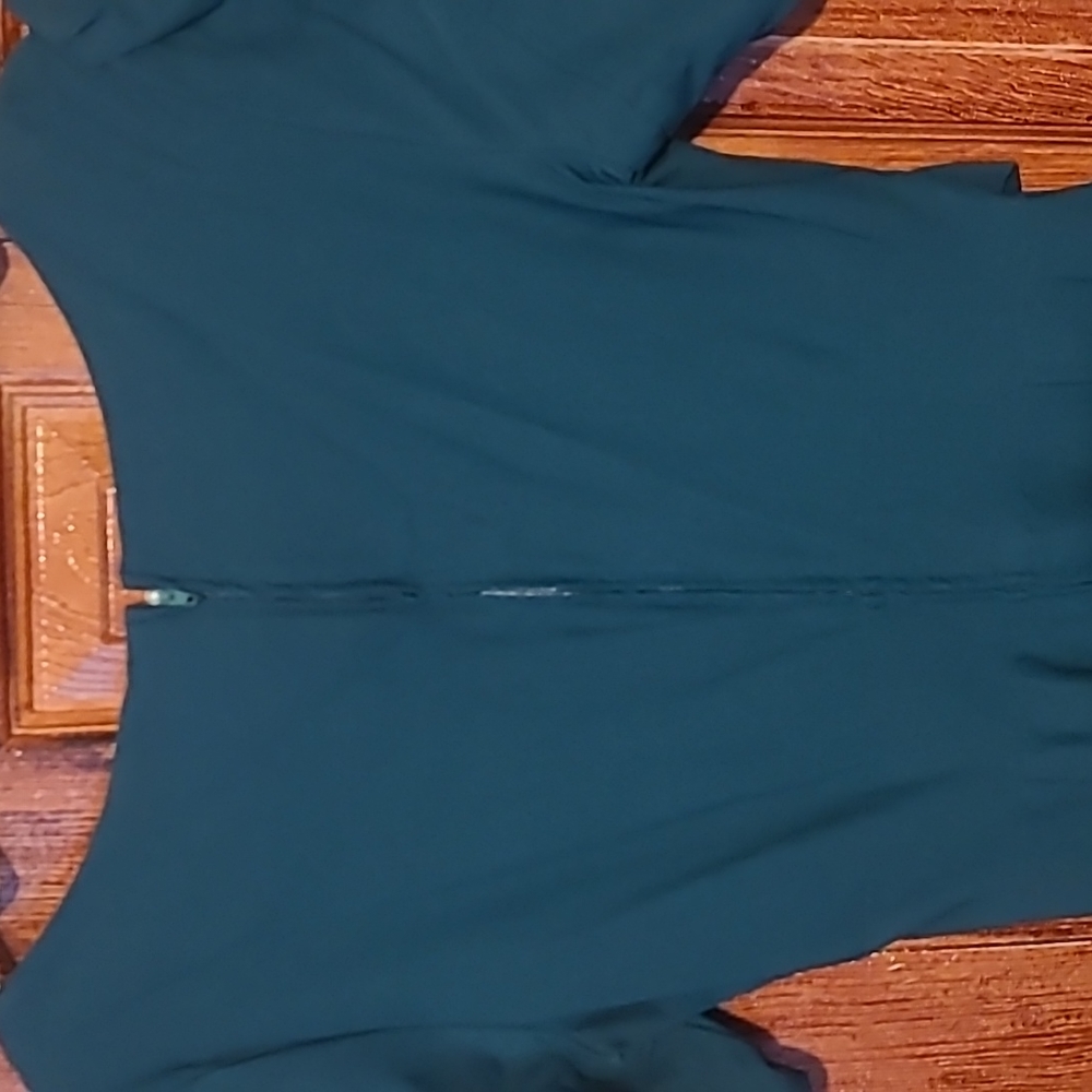 Dress - Picture 6 of 6